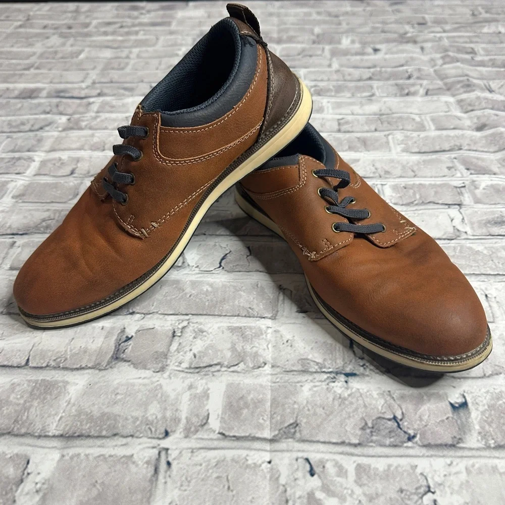 EUC Sonoma Goods For Life Boys Classic Brown and Black Oxfords Size 5 Medium
